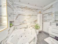 Eladó családi ház, Gyálon 270 M Ft, 7 szobás