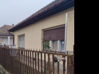 Eladó családi ház