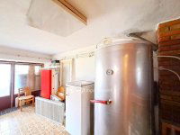 Eladó családi ház, Harkányban 75 M Ft, 9+2 szobás