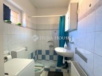 Eladó családi ház, Pécsett 89.9 M Ft, 3 szobás