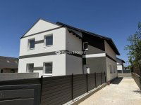 Eladó ikerház, Szigetszentmártonban 71.9 M Ft, 4 szobás