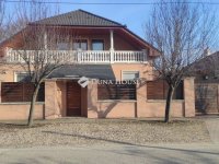 Eladó családi ház, Cegléden 124 M Ft, 7 szobás