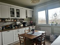 Eladó panellakás, Debrecenben 71.9 M Ft, 3 szobás