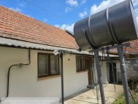 Eladó családi ház, Szegeden 24.9 M Ft, 2 szobás