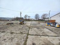 Kiadó ipari ingatlan, Pécsett 999 E Ft / hó
