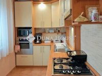 Eladó panellakás, Kecskeméten 49.9 M Ft, 3 szobás