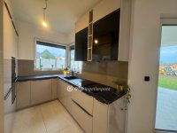 Eladó sorház, Velencén 205 M Ft, 5 szobás / költözzbe.hu