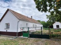 Eladó családi ház, Kaskantyún 27.9 M Ft, 2 szobás