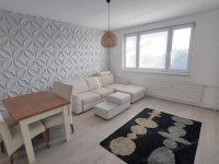 Kiadó panellakás, albérlet, Komáromban 180 E Ft / hó, 2 szobás