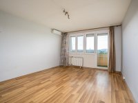 Eladó panellakás, XXI. kerületben, Kossuth Lajos utcában