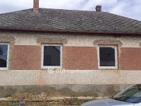 Eladó családi ház, Kaposújlakon 30 M Ft, 4 szobás