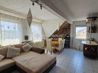 Eladó családi ház, XVIII. kerületben 289.9 M Ft, 11 szobás