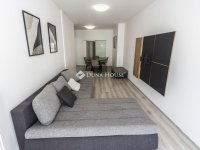 Eladó téglalakás, Szombathelyen 65.8 M Ft, 3 szobás