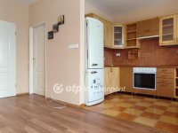 Eladó téglalakás, Pápán 36.89 M Ft, 1+1 szobás