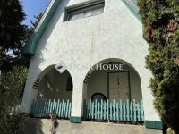 Eladó családi ház, Heréden 65 M Ft, 6 szobás