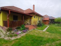 Eladó családi ház, Ajkán 150 M Ft, 3 szobás