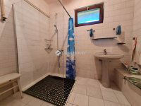 Eladó családi ház, Balatonszabadiban 65 M Ft, 5 szobás