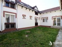 Eladó családi ház, Szegeden 230 M Ft, 13+3 szobás