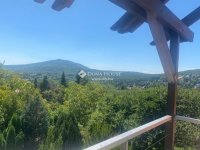 Eladó családi ház, II. kerületben 280.781 M Ft, 6 szobás