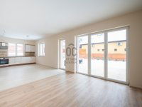 Eladó családi ház, XVI. kerületben 238 M Ft, 4 szobás