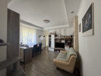 Eladó családi ház, Pécsett 64.9 M Ft, 3 szobás