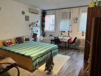 Eladó téglalakás, Pécsett, Citrom utcában 69.9 M Ft, 3 szobás