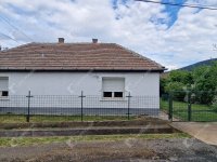 Eladó családi ház, Abaújszántón 11 M Ft, 4 szobás