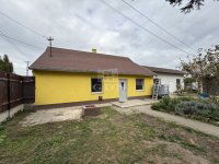 Eladó családi ház, Székesfehérvárott 55.5 M Ft, 1+1 szobás