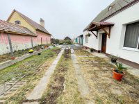 Eladó családi ház, XVII. kerületben 154.9 M Ft, 6 szobás