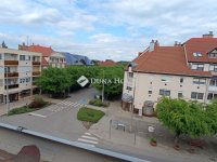 Eladó téglalakás, Mohácson 78.499 M Ft, 5 szobás