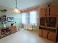 Eladó családi ház, Szigetszentmiklóson 89.4 M Ft, 5+1 szobás