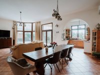 Eladó családi ház, Gödöllőn 330 M Ft, 7 szobás