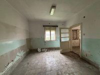 Eladó családi ház, Bakonyszentivánon 8.5 M Ft, 2 szobás