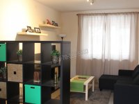 Kiadó sorház, albérlet, Turán 190 E Ft / hó, 3 szobás