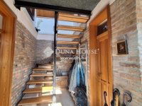 Eladó családi ház, Pécsett 129.9 M Ft, 4 szobás