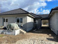 Eladó ikerház, Erdőkertesen 104.9 M Ft, 5 szobás