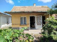 Eladó családi ház, Alattyánban 9.5 M Ft, 2 szobás