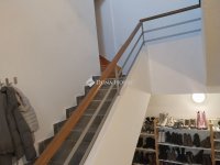 Eladó családi ház, XI. kerületben 350 M Ft, 6 szobás