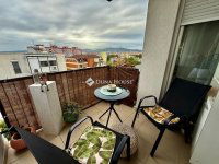 Eladó téglalakás, Pécsett 79.9 M Ft, 3 szobás