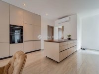 Eladó családi ház, XVIII. kerületben 249 M Ft, 4 szobás