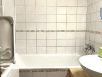 Eladó panellakás, Debrecenben 64.8 M Ft, 3 szobás