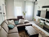 Eladó téglalakás, Keszthelyen 84.9 M Ft, 4 szobás