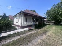 Eladó családi ház, Csengődön 21 M Ft, 3 szobás