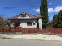 Eladó családi ház, Pécelen 189 M Ft, 4+2 szobás