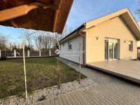 Eladó családi ház, Kecskeméten 125 M Ft, 8 szobás