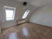 Eladó családi ház, Sopronban 119 M Ft, 7 szobás