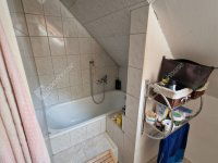 Eladó üzlethelyiség