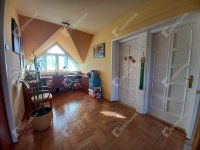 Eladó családi ház, Debrecenben 159.99 M Ft, 5 szobás