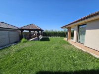 Eladó családi ház, Alsónémediben 229 M Ft, 5 szobás