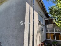 Eladó családi ház, Pécsett 49.9 M Ft, 2 szobás